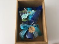 Mýdlová kytice modrá v krabici