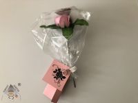 Mýdlové květy – střední Růže – Růžová s peříčkem Dubový skřítek