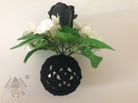 Mýdlová kytice z růže a hortenzií v černé kouli