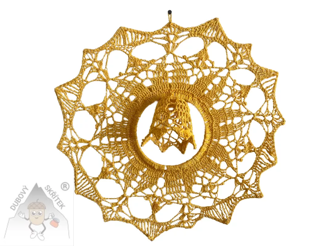 Krajkový vánoční věneček se zvonkem