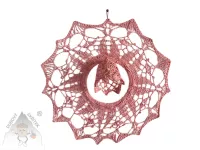  Krajkový vánoční věneček se zvonkem