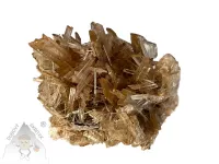 Sádrovec – přírodní minerál s krystalickou strukturou v hnědo-zlatavých odstínech