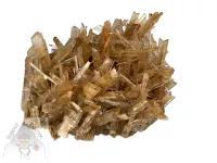 Sádrovec – přírodní minerál s krystalickou strukturou v hnědo-zlatavých odstínech