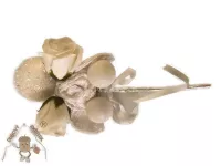 Zimní kytice - něžná krása v bílé