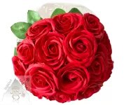 Luxusní kytice sytě červených mýdlových růží – elegantní voňavý dárek