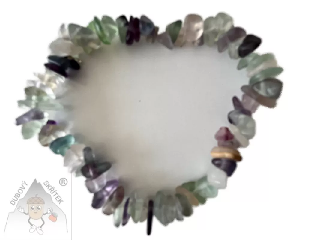 Náramek z fluoritu – sekané barevné kameny na elastické gumičce