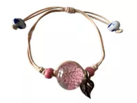 Náramek z lisovaných květů ve skle, kulatý přívěsek s růžovým květem, přírodní květinový šperk na stahovací šňůrce.