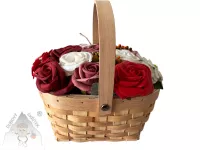 Voňavá červená kytice mýdlových růží – elegance, která nikdy neuvadne